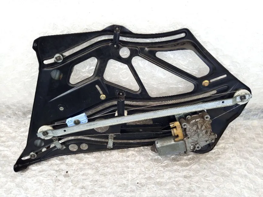 Mercedes C140 W140 Coupe Window Regulator Rear Right Image 7