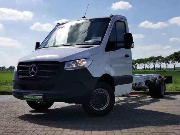 Mercedes-Benz Sprinter 516  Image 1